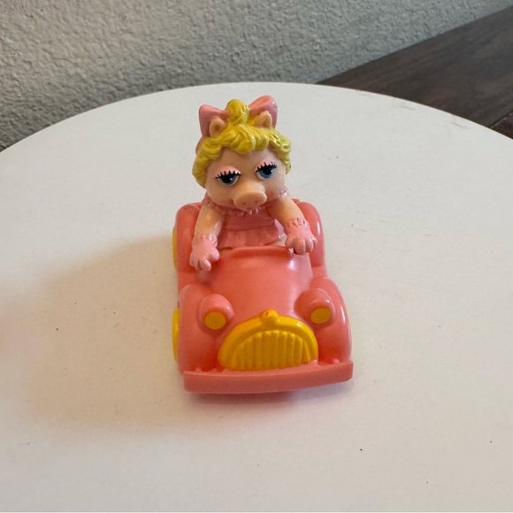 Other - McDonalds 1986 Happy Meal Toy Muppet Babies MISS PIGGY in Pink Car 2 Pcs Moves